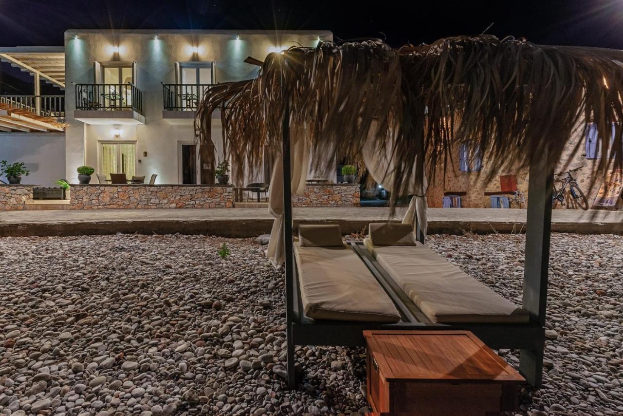 Uno Beachfront Suite Livadia  Extérieur photo